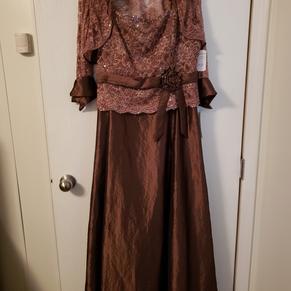New Mother of the Bride/Groom Dress
